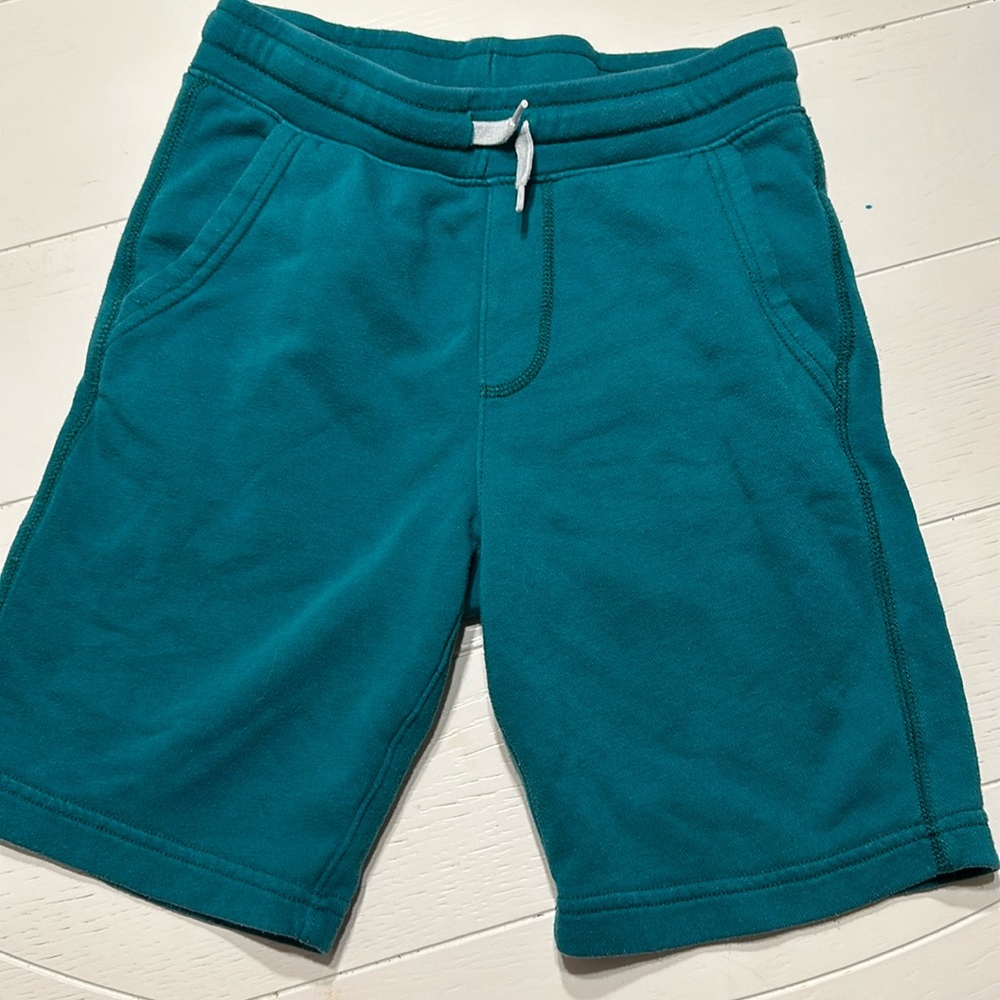 10/$10 old navy sweat shorts 10-12 large